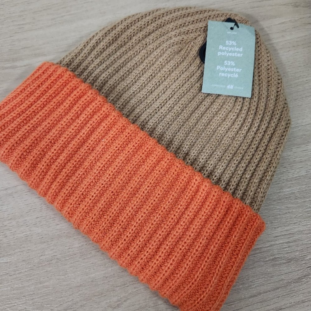 H&M toque